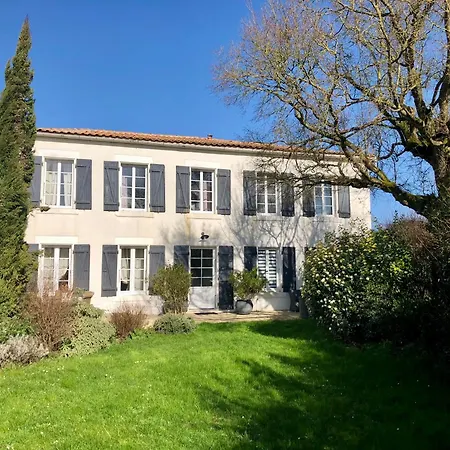 Grande Maison De Charme - Proche De La Rochelle بيت للعطل Saint-Sauveur-d'Aunis