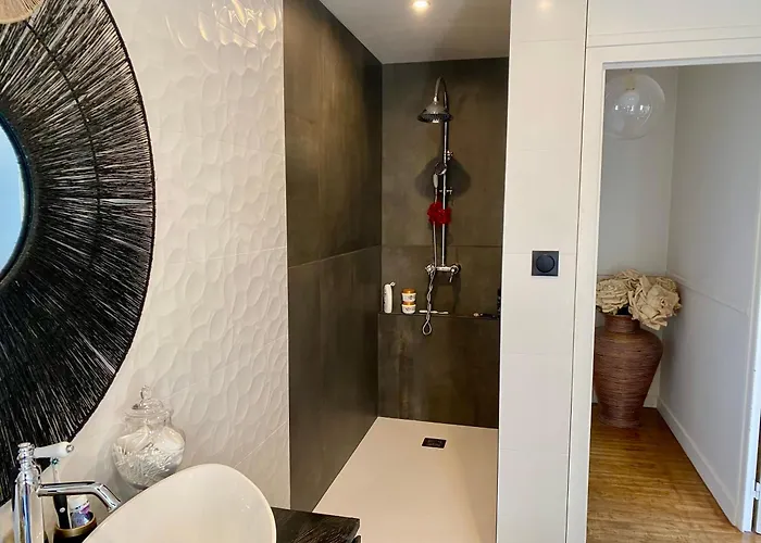 Grande Maison De Charme - Proche De La Rochelle بيت للعطل