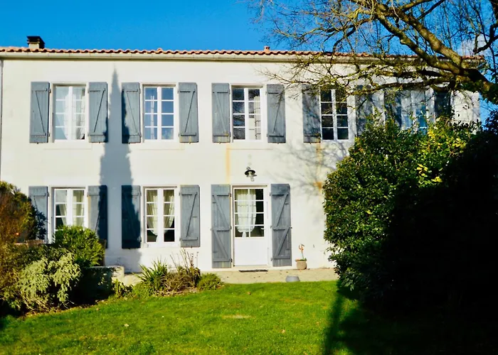 Grande Maison De Charme - Proche De La Rochelle * Saint-Sauveur-d'Aunis